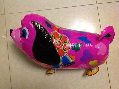 Ходячая фигура Собачка цветная-малиновая 60см