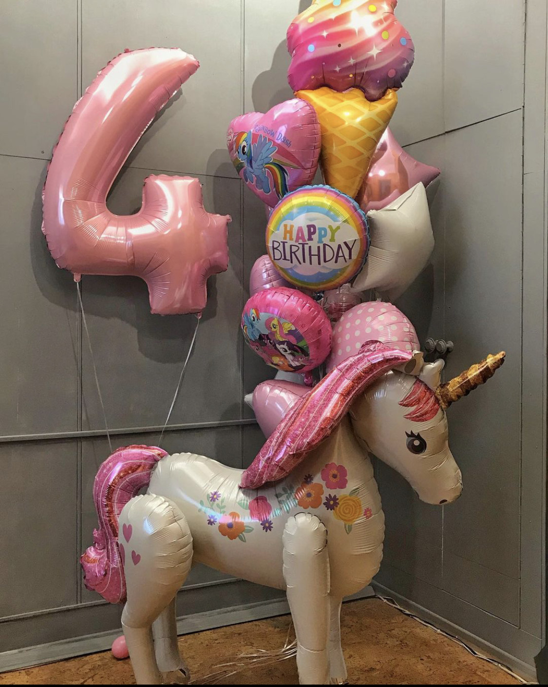 Оформление шарами с  Единорогом
