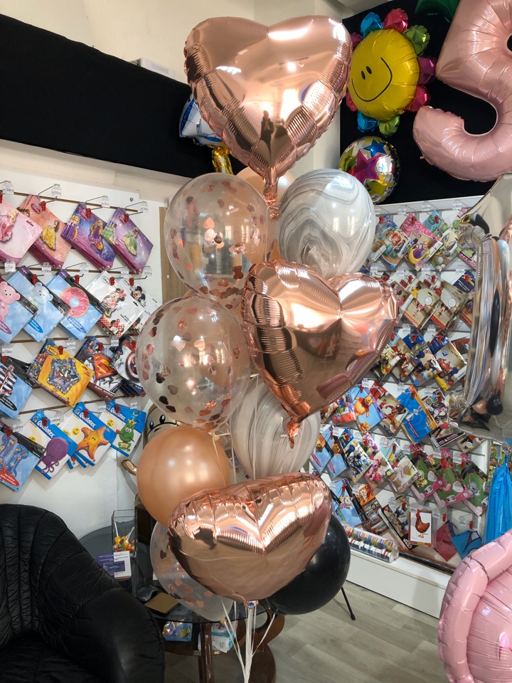 Букет шаров-цвет розовое золото