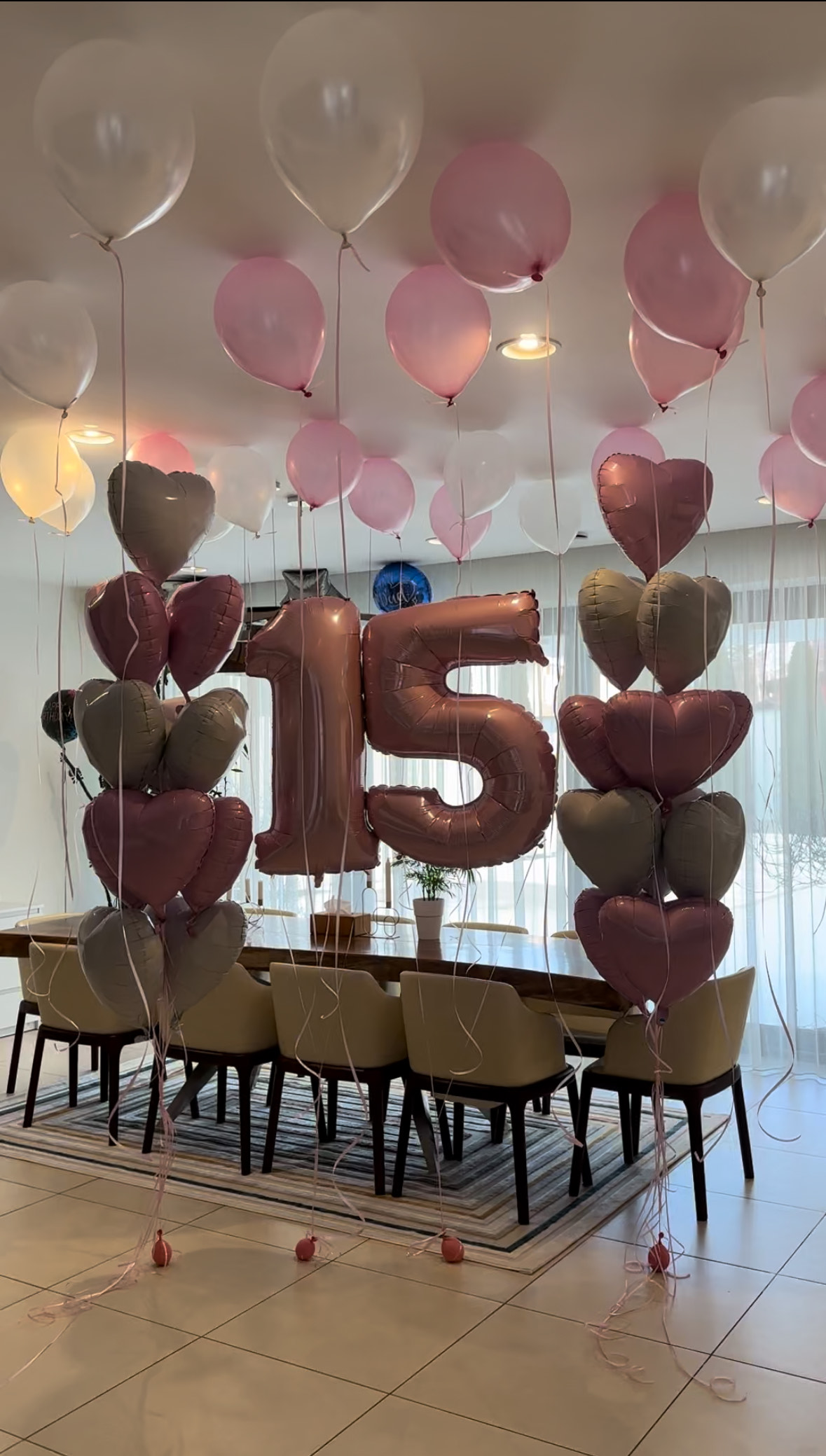 Набор с цифрами/сердцами/под потолок