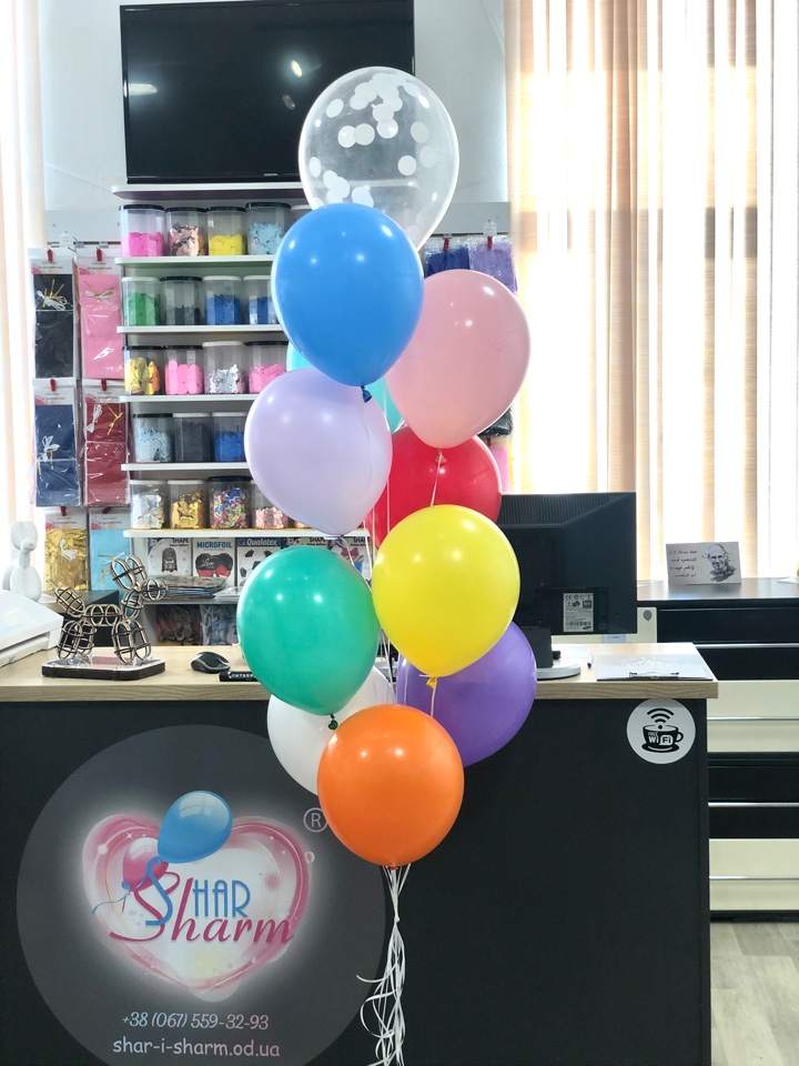 Букет разноцветных шаров 