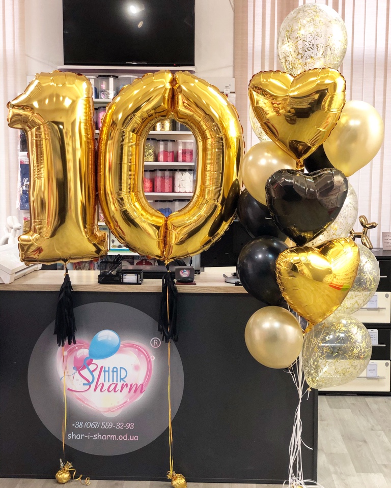 Набор шаров в черно-золотой гамме