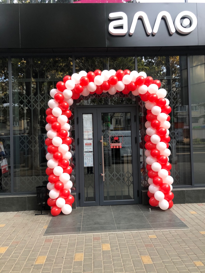 Оформление фасада шарами 