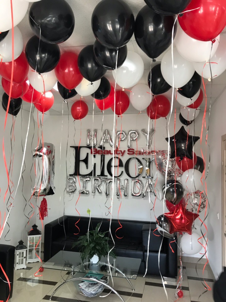 Оформление шарами салона Eleon на 1 год.