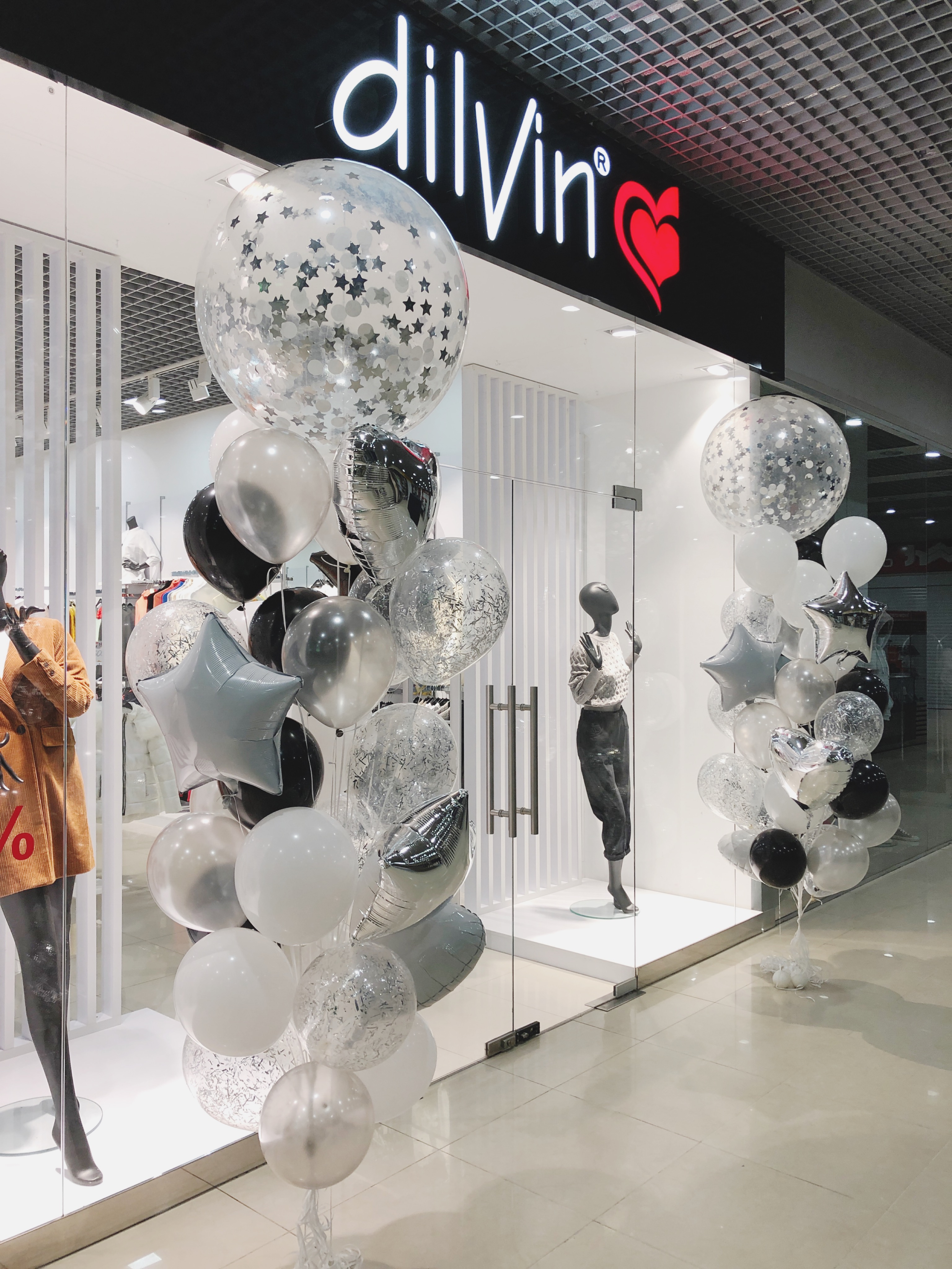 оформление шарами магазина - букетами 2