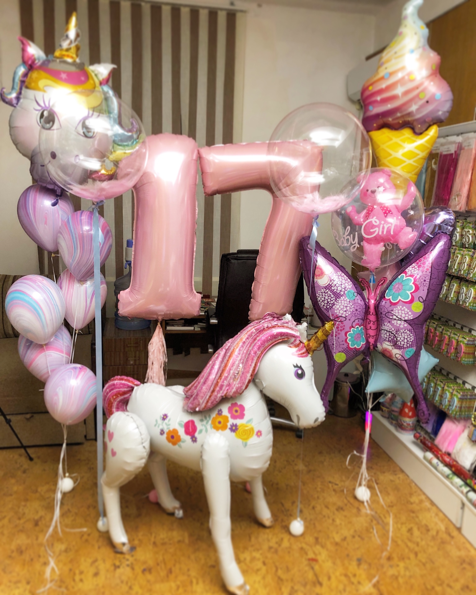 Воздушные шары на 17 лет