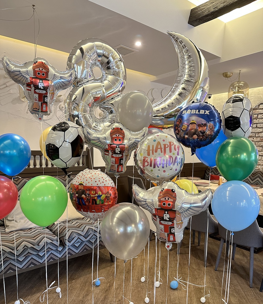 Оформление шарами Роблокс