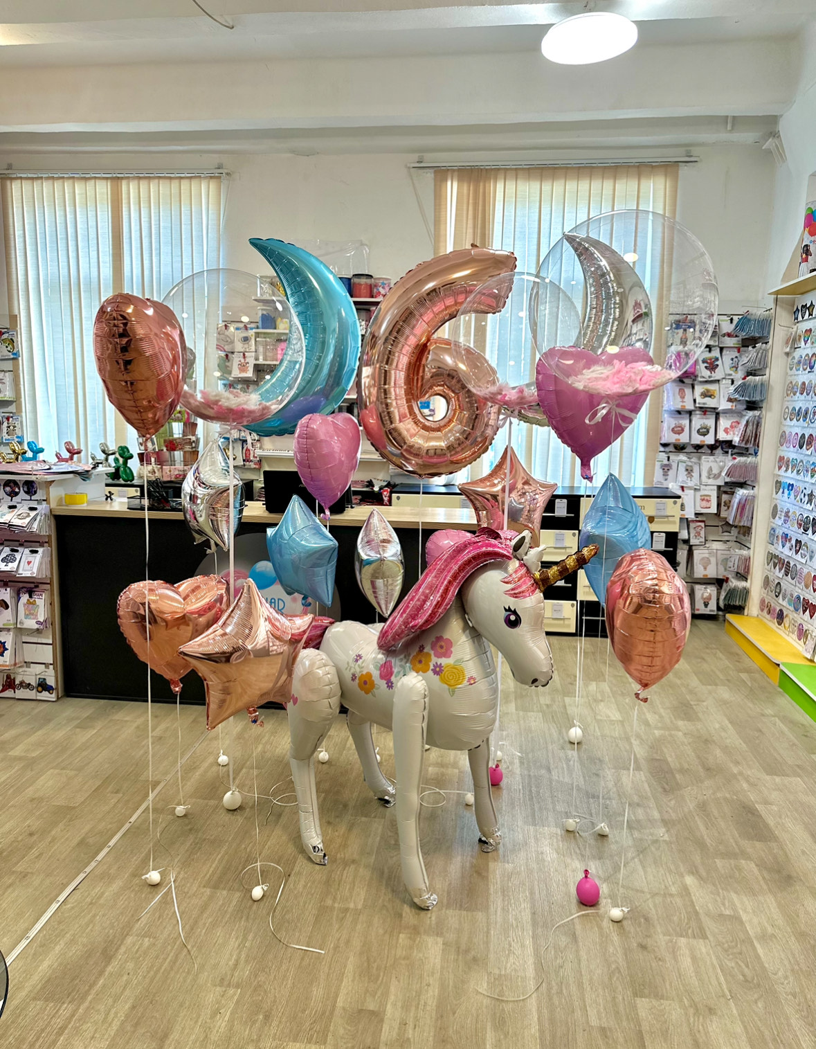 Оформление шарами с единорогом