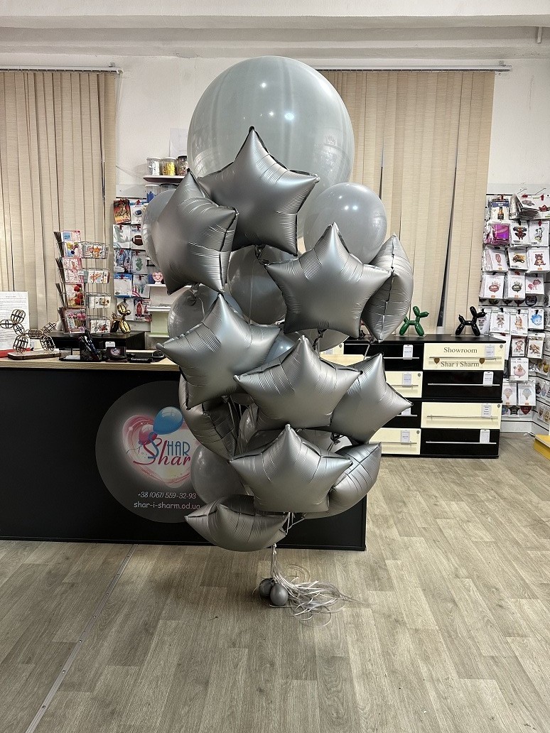 Букет шаров стильный