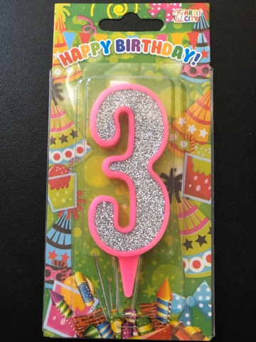 Свеча 3 розовая (10см)